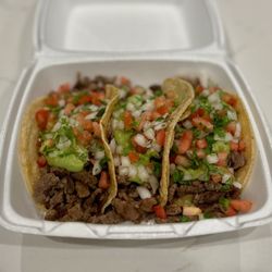 Roberto's Taco Shop - Carne Asada Tacos