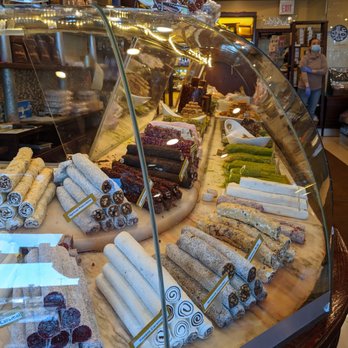 The Nut House - Turkish delight selection. Small shop, poor customer service, masks not always enforced - buyer beware. - Chocolatiers & Shops Near Me - Bridgeview, Illinois