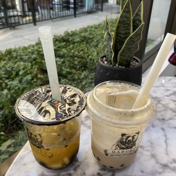 Daboba - Very good passion fruit green tea and roasted brown sugar black milk tea - Bubble Tea Near Me - San Diego, California