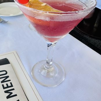 Skylon Tower - French Martini - Canadian (New) Near Me - Niagara Falls, Ontario Skylon Tower - French Martini - Canadian (New) Near Me - Niagara Falls, Ontario