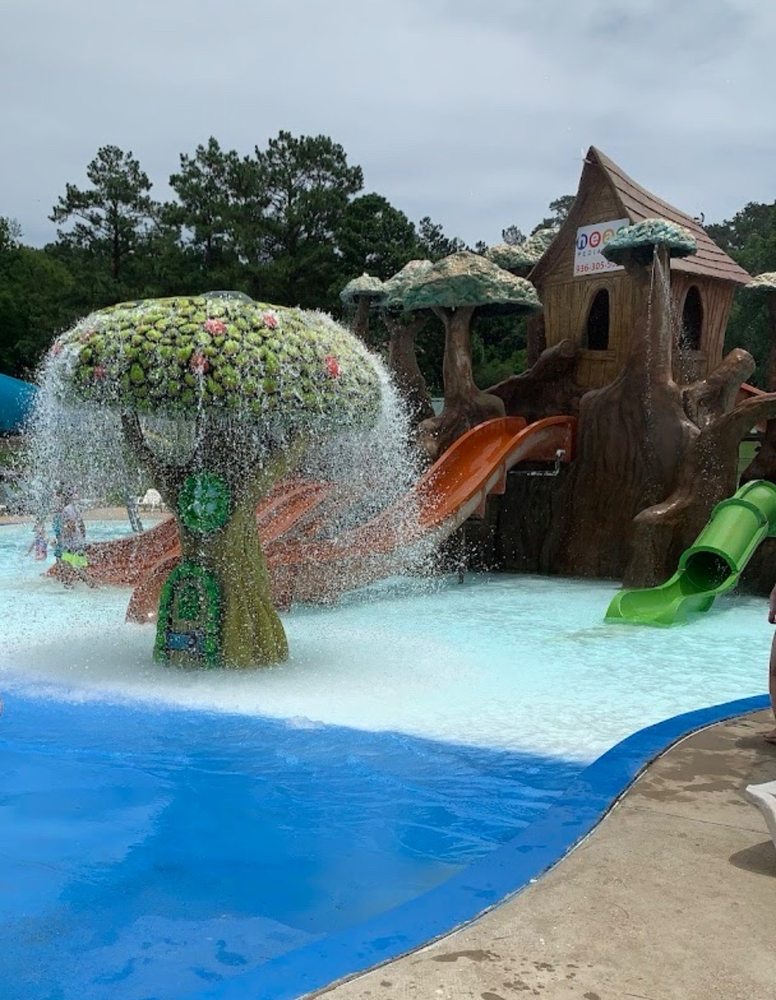 Social spots from Splash Kingdom Timber Falls - Nacogdoches