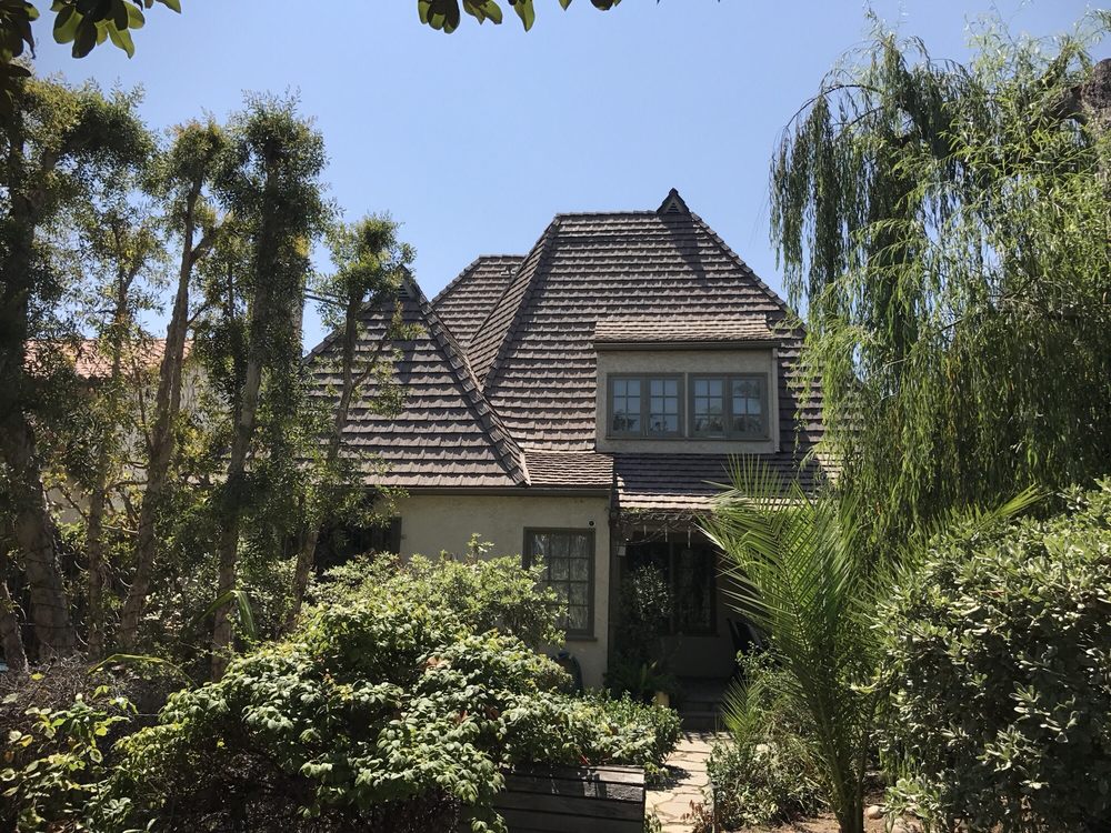 Slide of JNSA Roofing