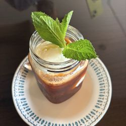 Thai iced tea with coconut ice cream