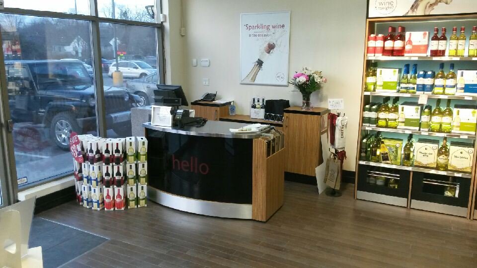 THE WINE SHOP Updated August 2024 400 Scott St, St. Catharines, Ontario Beer, Wine