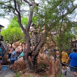 Great view while standing in line. Great view while standing in line.
