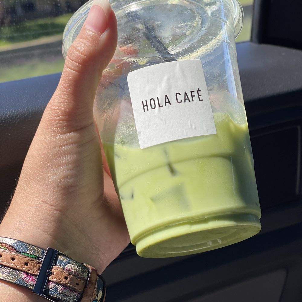 Matcha latte w/almond milk Matcha latte w/almond milk