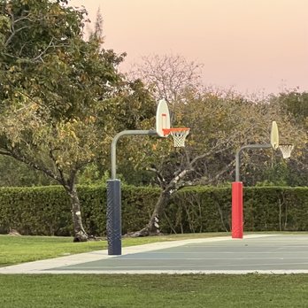 Towngate Park and Pool - Parks Near Me - Pembroke Pines, Florida Towngate Park and Pool - Parks Near Me - Pembroke Pines, Florida