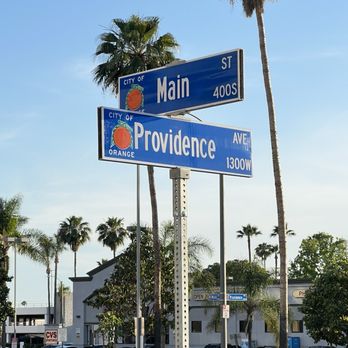 Pur Bowls - On the corner of... - Acai Bowls Near Me - Orange, California