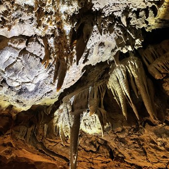 Lake Shasta Caverns - Stalactites - Landmarks & Historical Buildings Near Me - Lakehead, California
