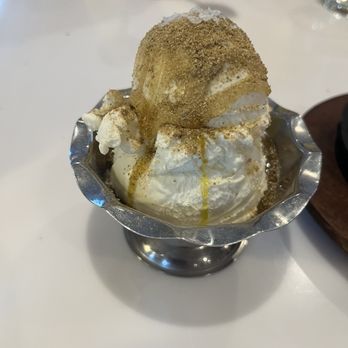 Marlow - Olive oil ice cream - Pizza Near Me - Makawao, Hawaii Marlow - Olive oil ice cream - Pizza Near Me - Makawao, Hawaii