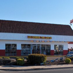 Les Schwab Tire Center