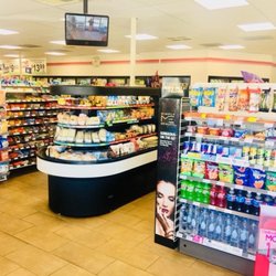 7-Eleven - PROMOTION END CAP