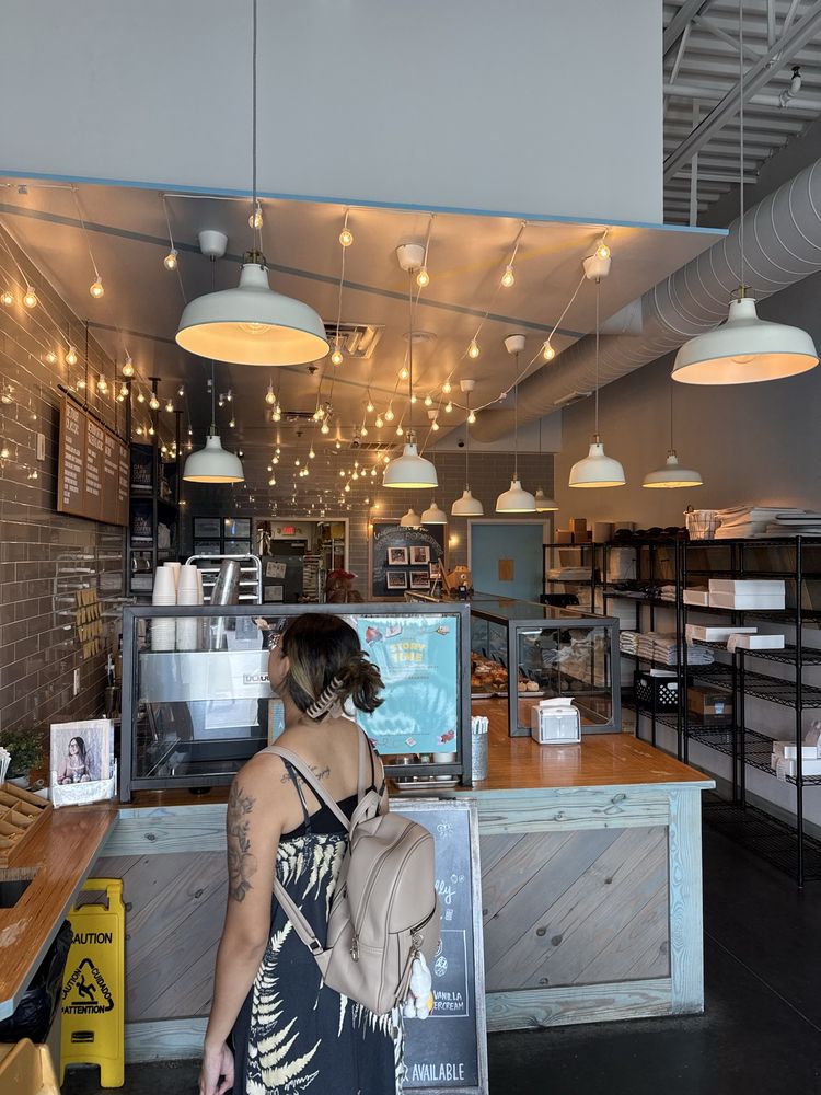 Detour Doughnuts And Coffee