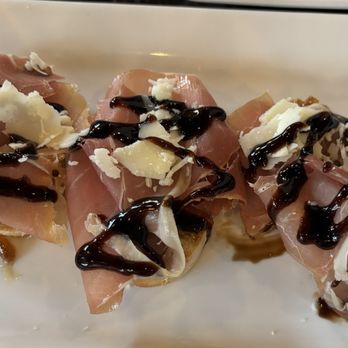 Bohemios Tapas - Higo & Serrano Bruschetta - Tapas/Small Plates Near Me - St. Petersburg, Florida Bohemios Tapas - Higo & Serrano Bruschetta - Tapas/Small Plates Near Me - St. Petersburg, Florida