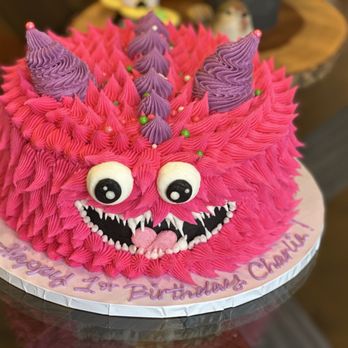 The Baking Grounds - Wedding cake flavor. - Bakeries Near Me - Buford, Georgia