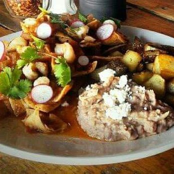 Vantaggio - Chilaquiles de camarón con salsa ranchera!!! - Pizza Near Me - Tijuana, BCN Vantaggio - Chilaquiles de camarón con salsa ranchera!!! - Pizza Near Me - Tijuana, BCN