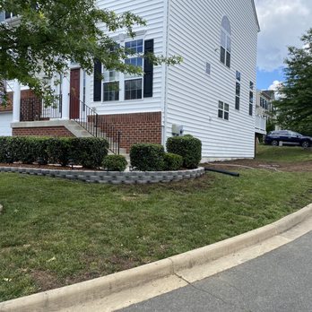 Nelson's Landscaping & Tree Services - the front of the house - Landscaping Near Me
