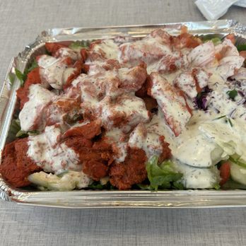 Baba’s Halal - Chicken...Has the white sauce on it... - Halal Near Me - Jacksonville, Florida