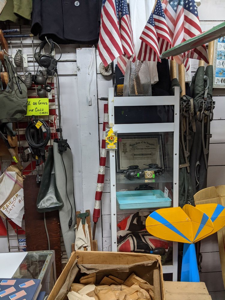THE RAG & BONE THRIFT SHOP Updated November 2024 20 Reviews 1011 7th Ave, Seaside, Oregon