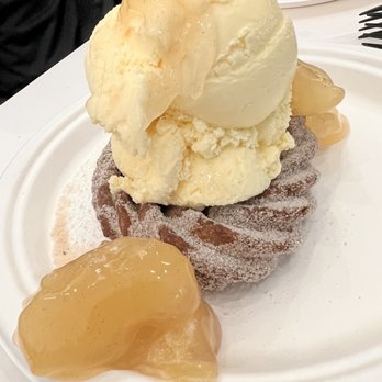 The Funnel House - Churro Sundae - Desserts Near Me - West Hills, California The Funnel House - Churro Sundae - Desserts Near Me - West Hills, California
