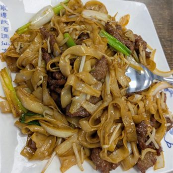 Happy Cafe BBQ - Beef Chow Fun - Chinese Near Me - Denver, Colorado Happy Cafe BBQ - Beef Chow Fun - Chinese Near Me - Denver, Colorado