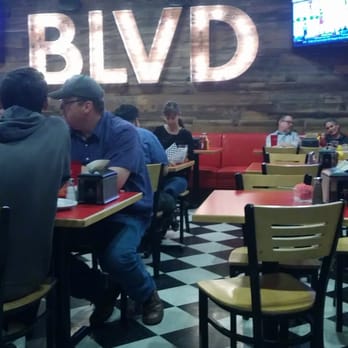 Boulevard Burger - Super cute inside! - Burgers Near Me - Castro Valley, California Boulevard Burger - Super cute inside! - Burgers Near Me - Castro Valley, California