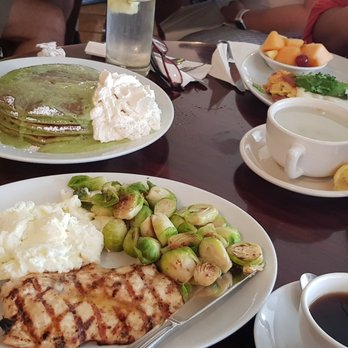 Lady C’s - Breakfast & Brunch Near Me - Tarzana, California