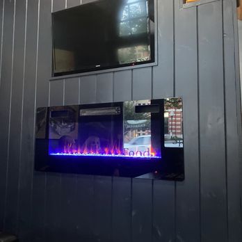 The Vine - Cubby - Wine Bars Near Me - Wilmington, North Carolina The Vine - Cubby - Wine Bars Near Me - Wilmington, North Carolina