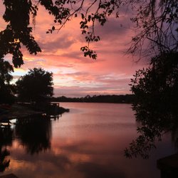 Curve Lake