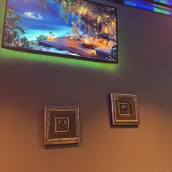 Z Kabob & Grill - Ornate lighting effects and art