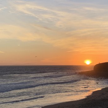 Malibu Beach - Swimming Pools Near Me - Malibu, California Malibu Beach - Swimming Pools Near Me - Malibu, California