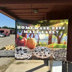 Montrose Orchards - Delicious fruit pies