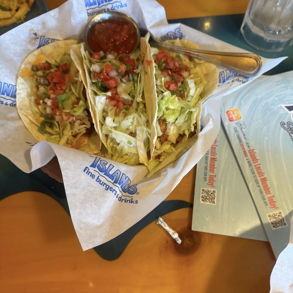 Islands Restaurant - Don't get me wrong I love the burgers here but the tacos are also something to taco 'bout too... - Burgers Near Me - San Diego, California