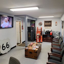 Zaabs Full Service Auto Repair - Waiting/lounge