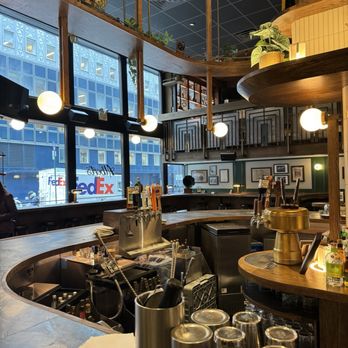 Albert's Bar - Interior from the bar - Cocktail Bars Near Me - New York, New York