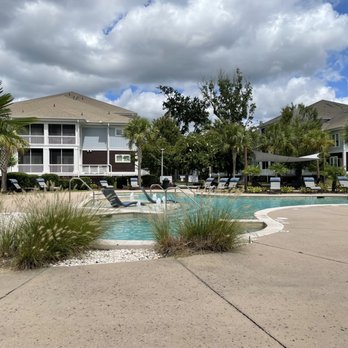 Windward Long Point Apartments - Pool - Apartments Near Me - Mount Pleasant, South Carolina