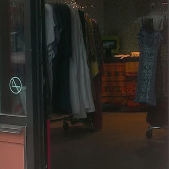 Maggie Walt Design - Women's Clothing Near Me - Edmonton, Alberta Maggie Walt Design - Women's Clothing Near Me - Edmonton, Alberta
