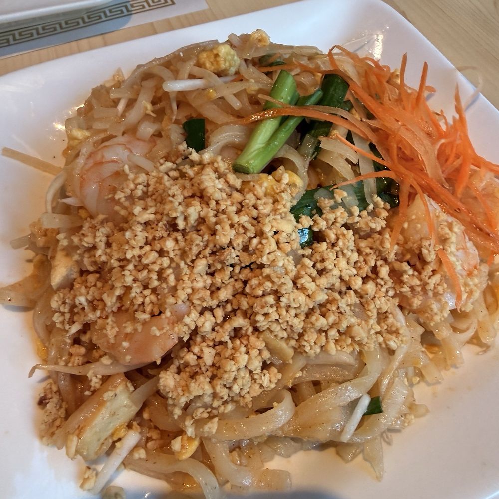 Star of Siam - 27. Pad Thai (Thai Style Noodles) - Thai Near Me - Chicago, Illinois Star of Siam - 27. Pad Thai (Thai Style Noodles) - Thai Near Me - Chicago, Illinois