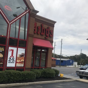 Arby's - Parking lot - Fast Food Near Me - Birmingham, Alabama
