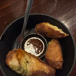 Egg rolls with Thai sauce Egg rolls with Thai sauce