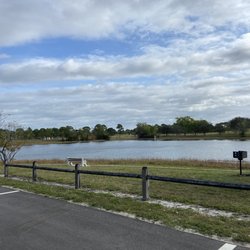 Okeeheelee Park - Paved walking trail along the lake