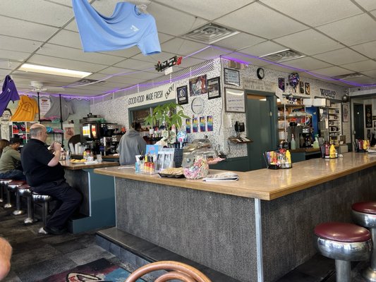 Waveland Cafe by null