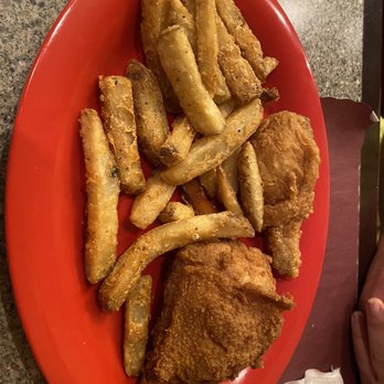 Barnwood Restaurant - Two piece chicken - Barbeque Near Me - Catskill, New York Barnwood Restaurant - Two piece chicken - Barbeque Near Me - Catskill, New York