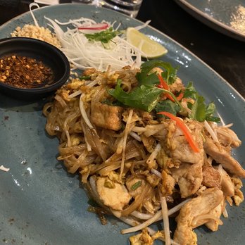 Kin Khao Thai Restaurant - Pad Thai with Chicken - Thai Near Me - Athlone, WH Kin Khao Thai Restaurant - Pad Thai with Chicken - Thai Near Me - Athlone, WH
