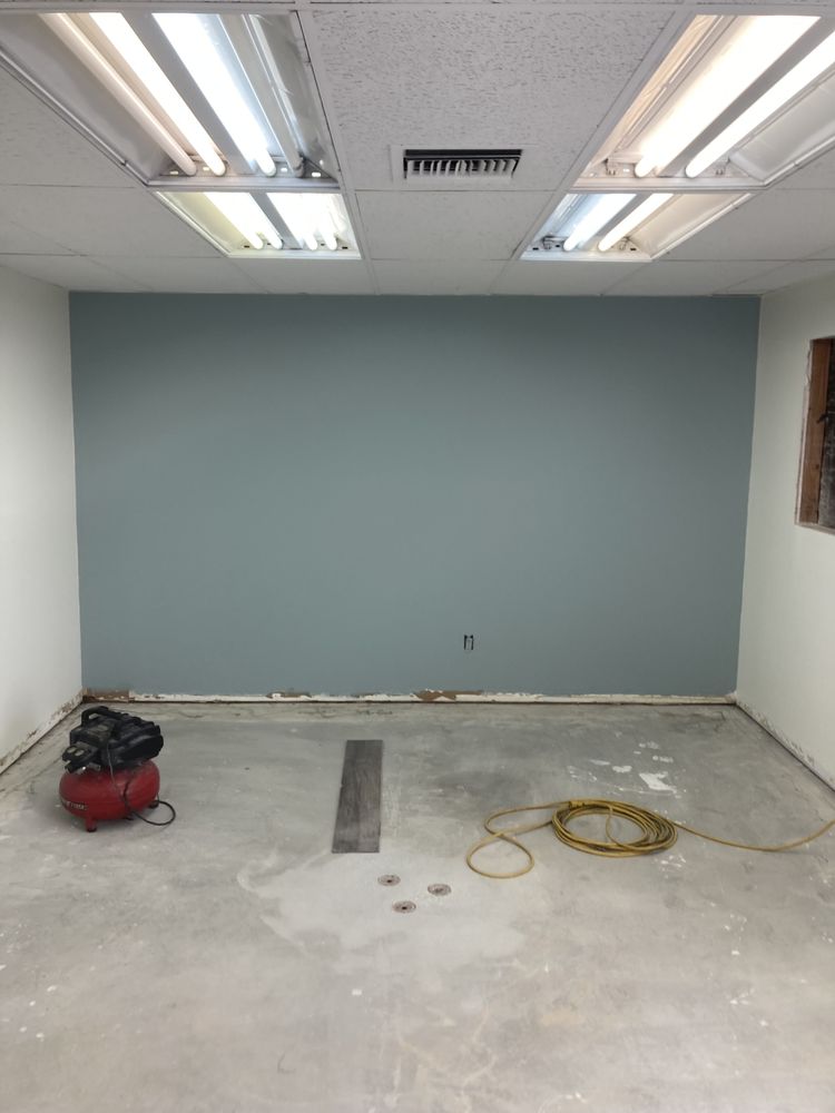 Slide of R & R Paint