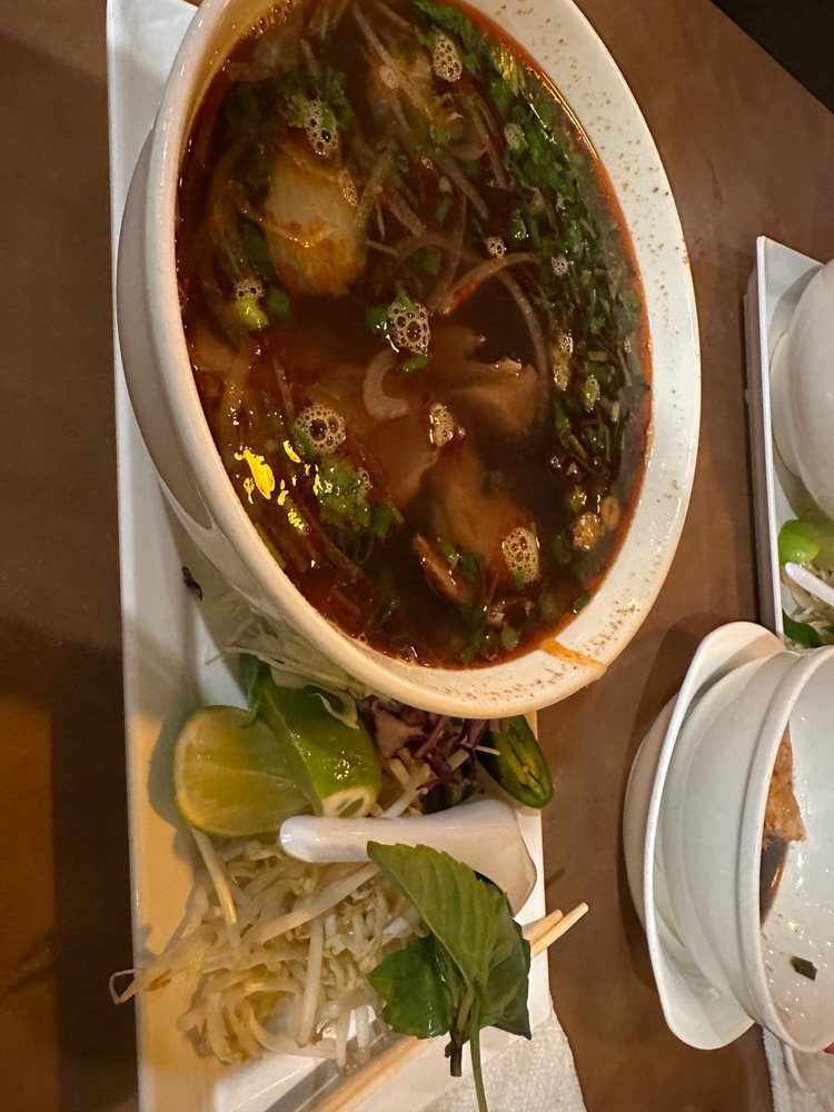 Pho V Noodle House & Sushi