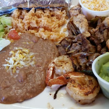 Normas Cafe - Mixed fajita plate - Mexican Near Me - Snyder, Texas Normas Cafe - Mixed fajita plate - Mexican Near Me - Snyder, Texas