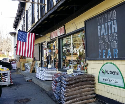 Bob's Farm Home & Garden by null