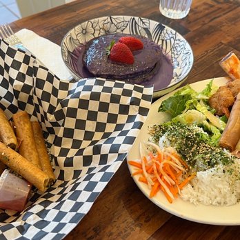 Enseamada Cafe - Ube pancake, 808 mix plate, lumpia - Filipino Near Me - Everett, Washington