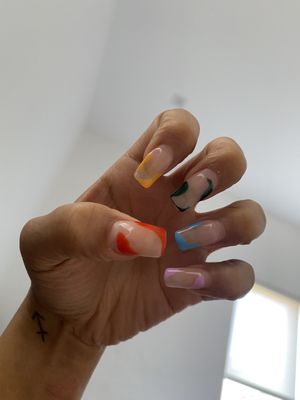 Blooming Nail Bar